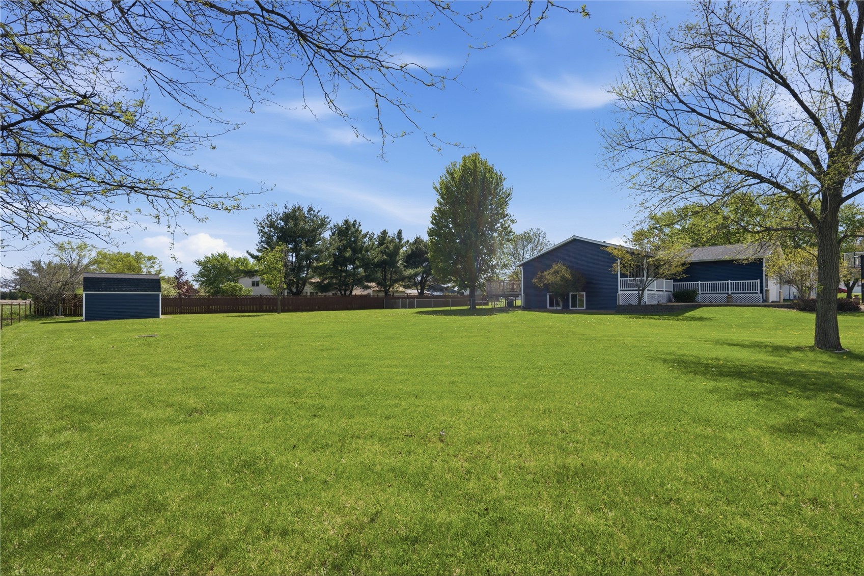 711 Grant Street Walker IA 52352
