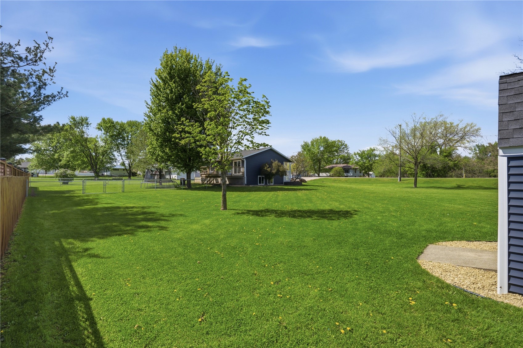 711 Grant Street Walker IA 52352