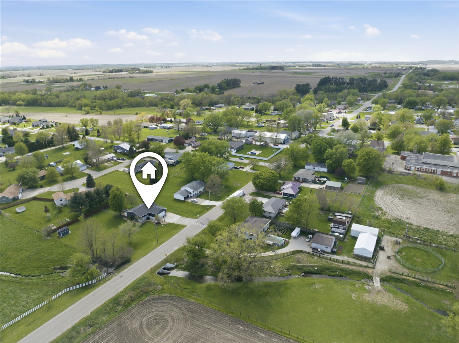 711 Grant Street Walker IA 52352