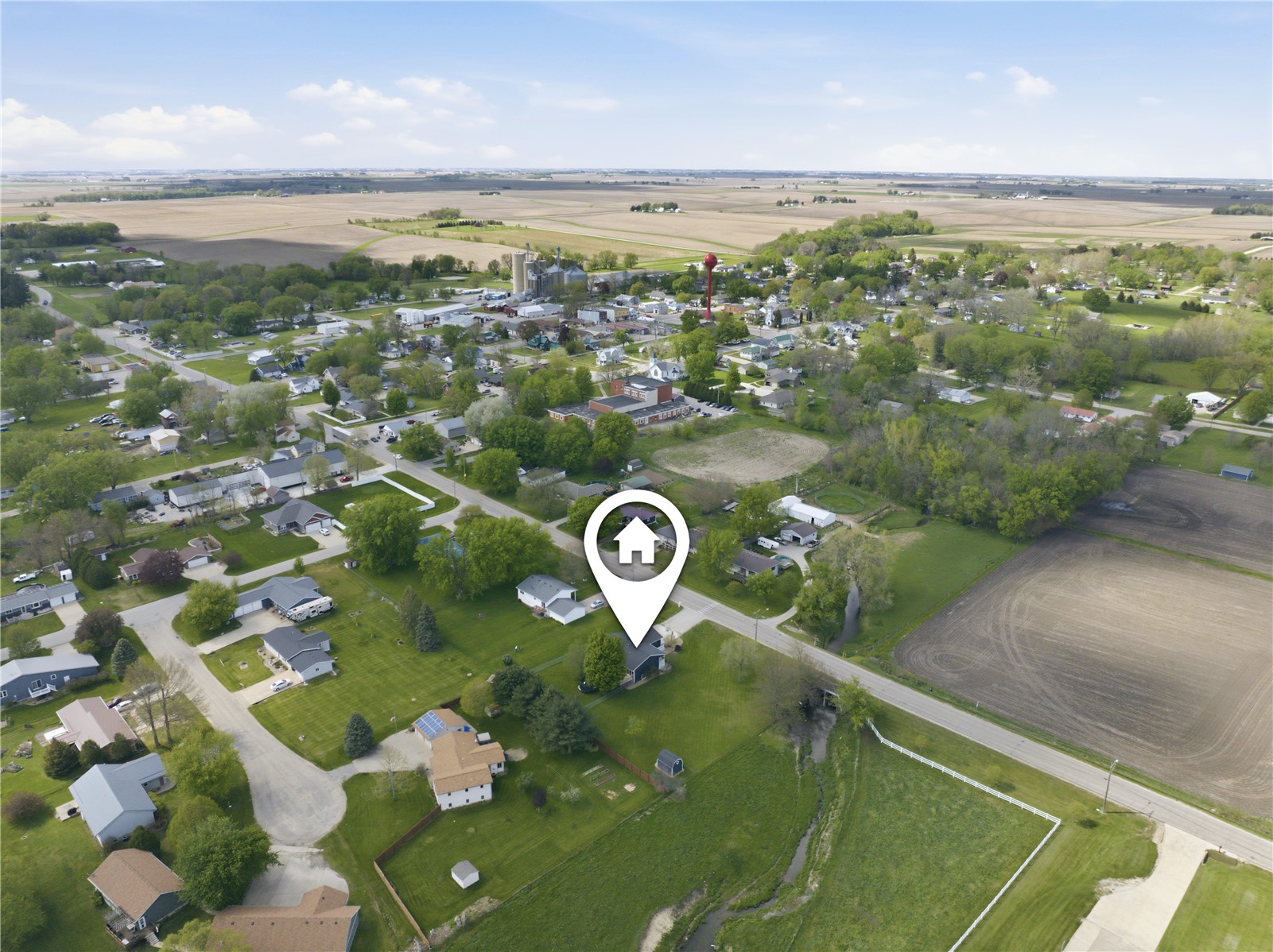 711 Grant Street Walker IA 52352