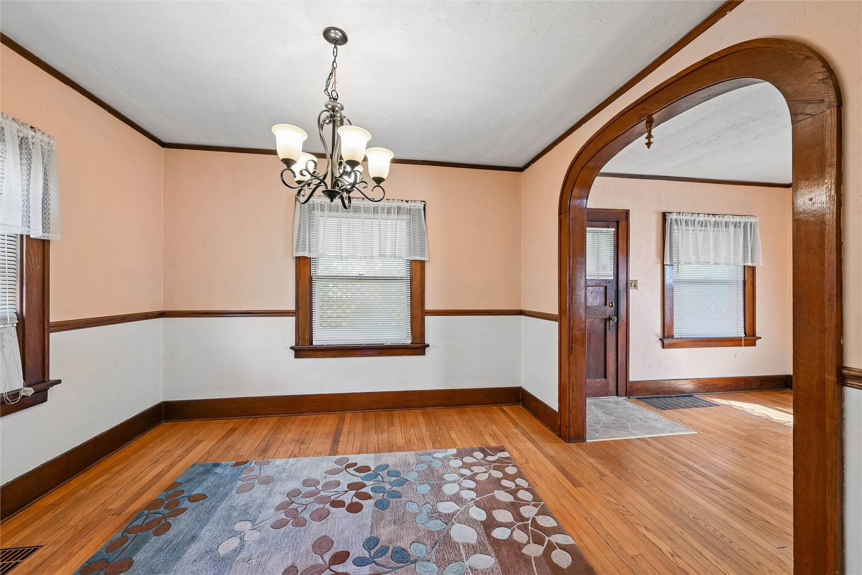 2039 Park Avenue SE Cedar Rapids IA 52403