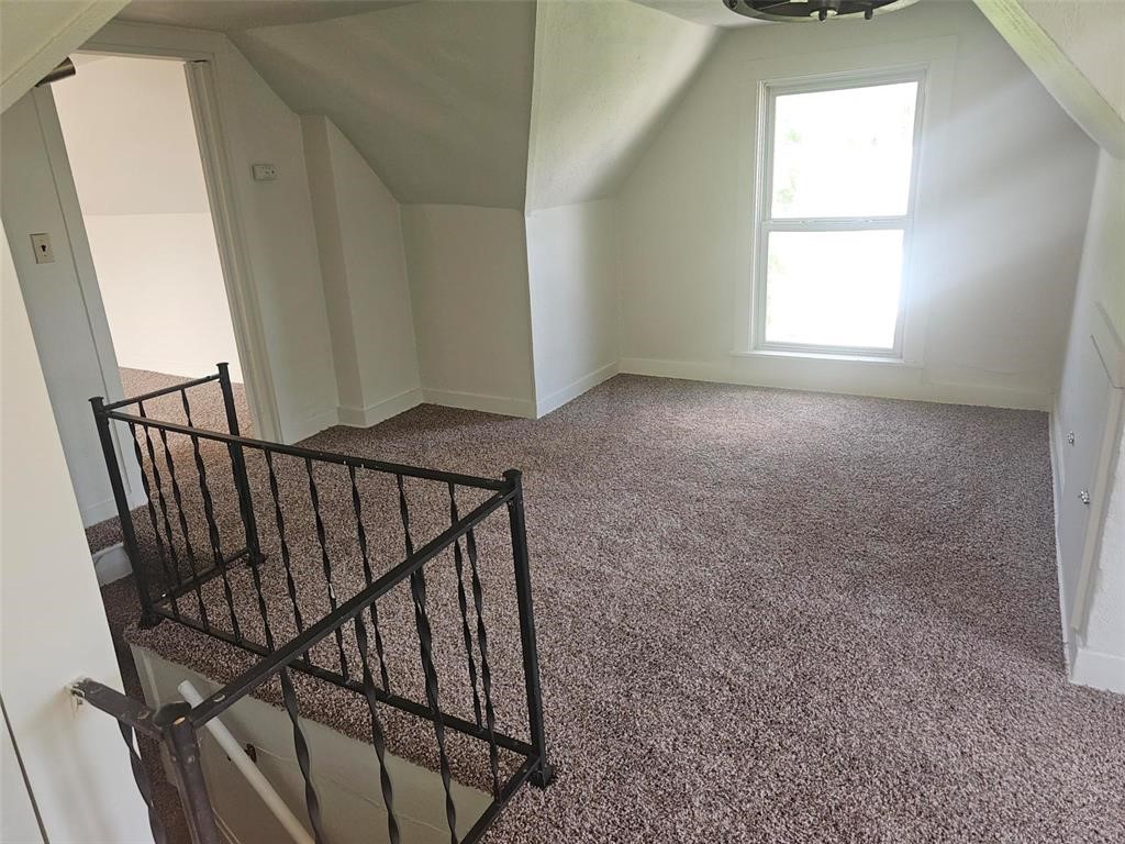 1105 5th Street E Vinton IA 52349
