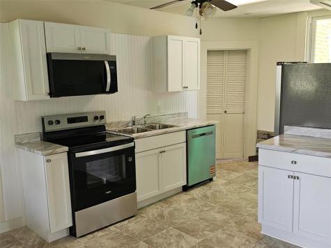1105 5th Street E Vinton IA 52349