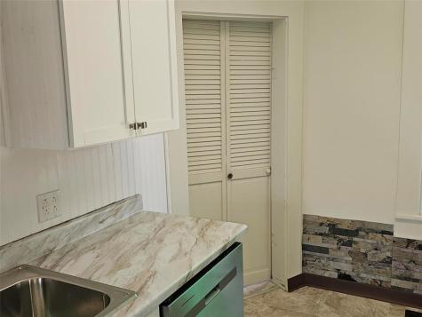 1105 5th Street E Vinton IA 52349