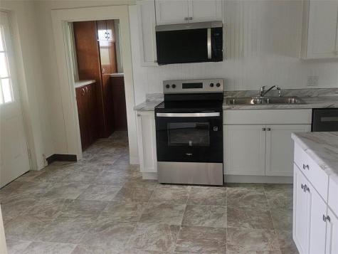 1105 5th Street E Vinton IA 52349