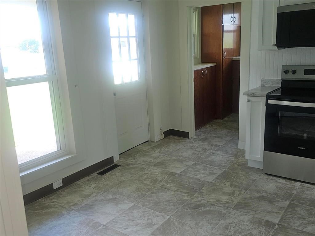 1105 5th Street E Vinton IA 52349