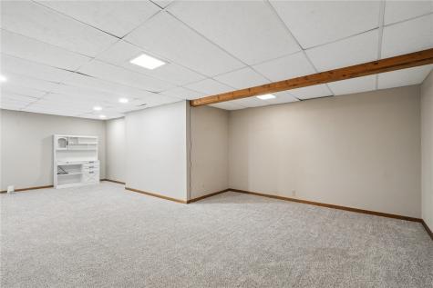 1745 Daleview Drive Marion IA 52302