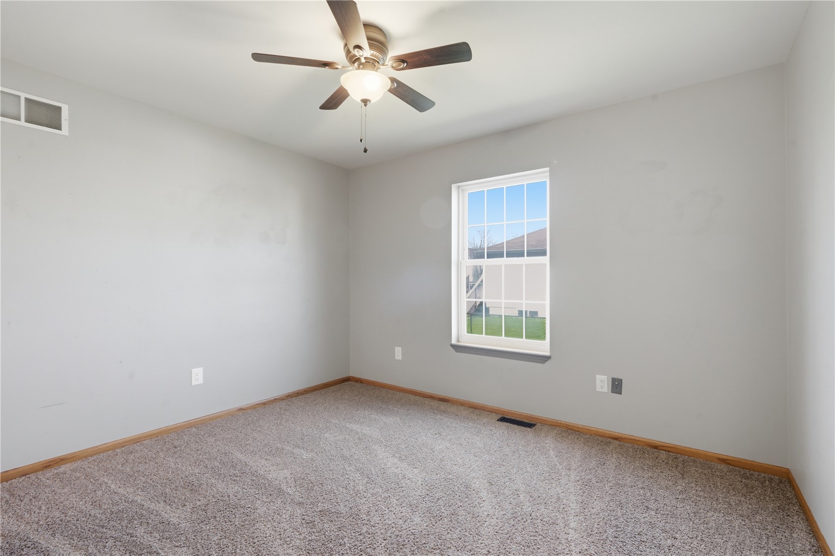 89 Cardinal Avenue NE Atkins IA 52206
