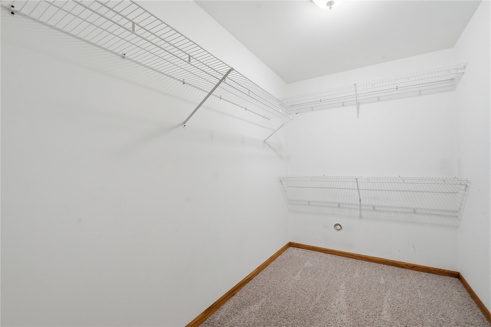 89 Cardinal Avenue NE Atkins IA 52206