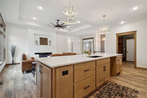 5512 Seminole Valley Trail NE Cedar Rapids IA 52411