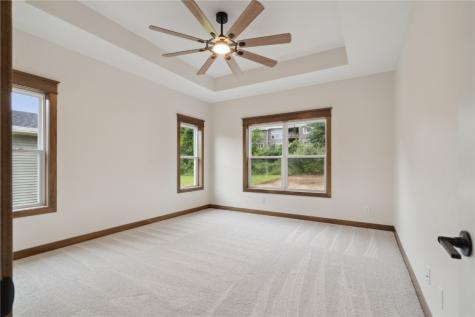 5512 Seminole Valley Trail NE Cedar Rapids IA 52411