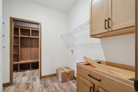 5512 Seminole Valley Trail NE Cedar Rapids IA 52411
