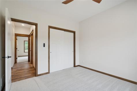 5512 Seminole Valley Trail NE Cedar Rapids IA 52411