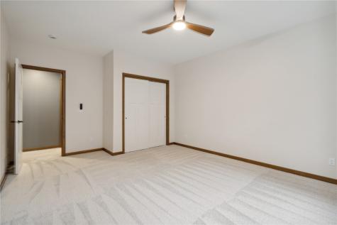 5512 Seminole Valley Trail NE Cedar Rapids IA 52411