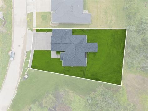 5512 Seminole Valley Trail NE Cedar Rapids IA 52411