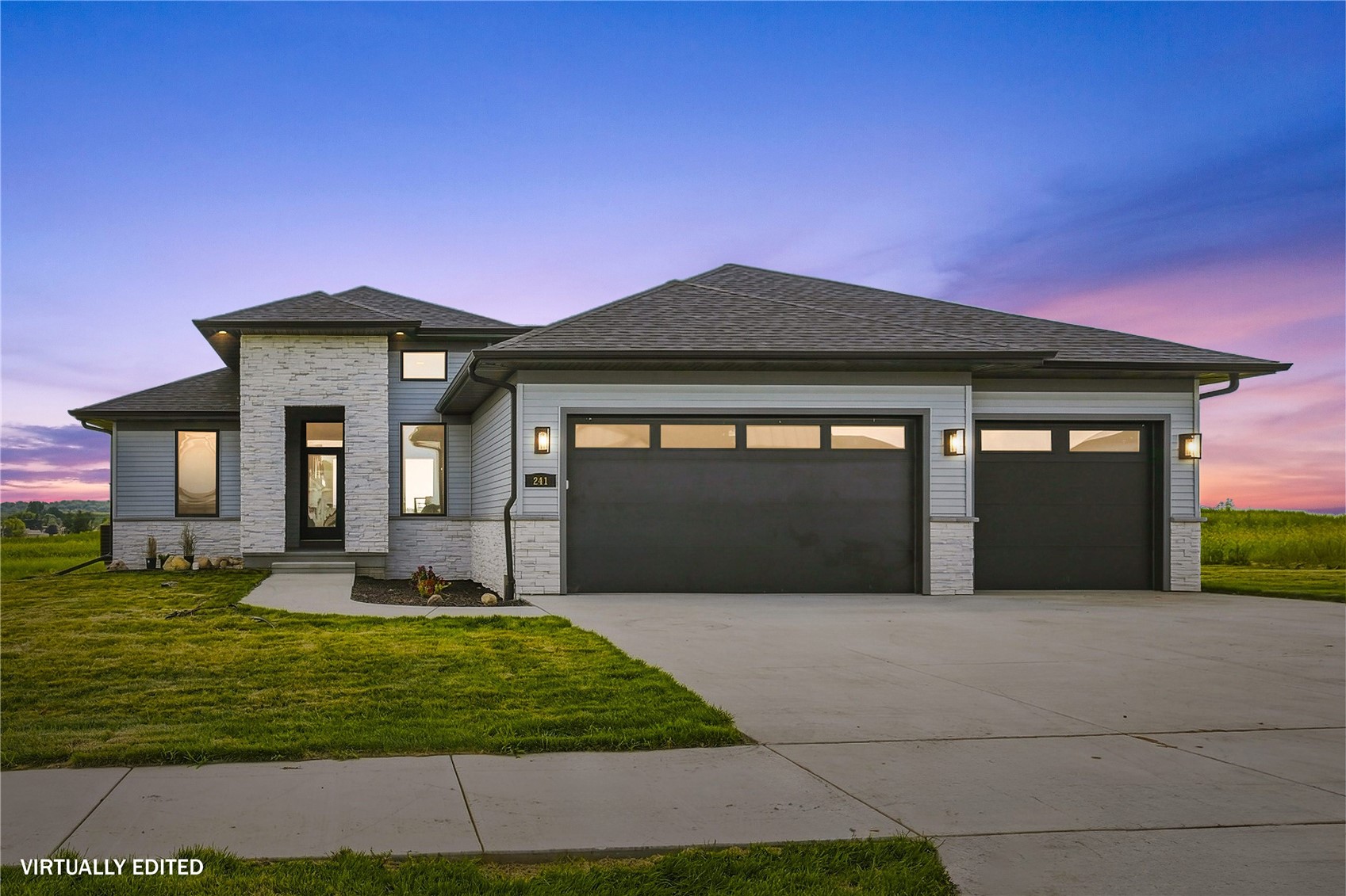 241 Howard Avenue NW Swisher IA 52338