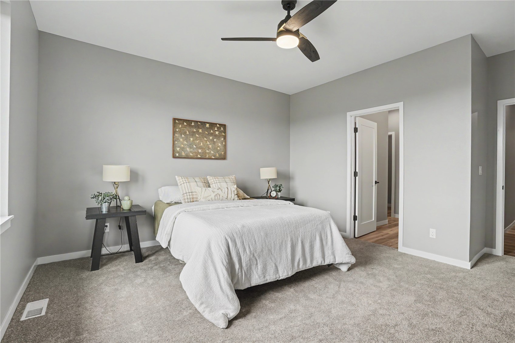 241 Howard Avenue NW Swisher IA 52338