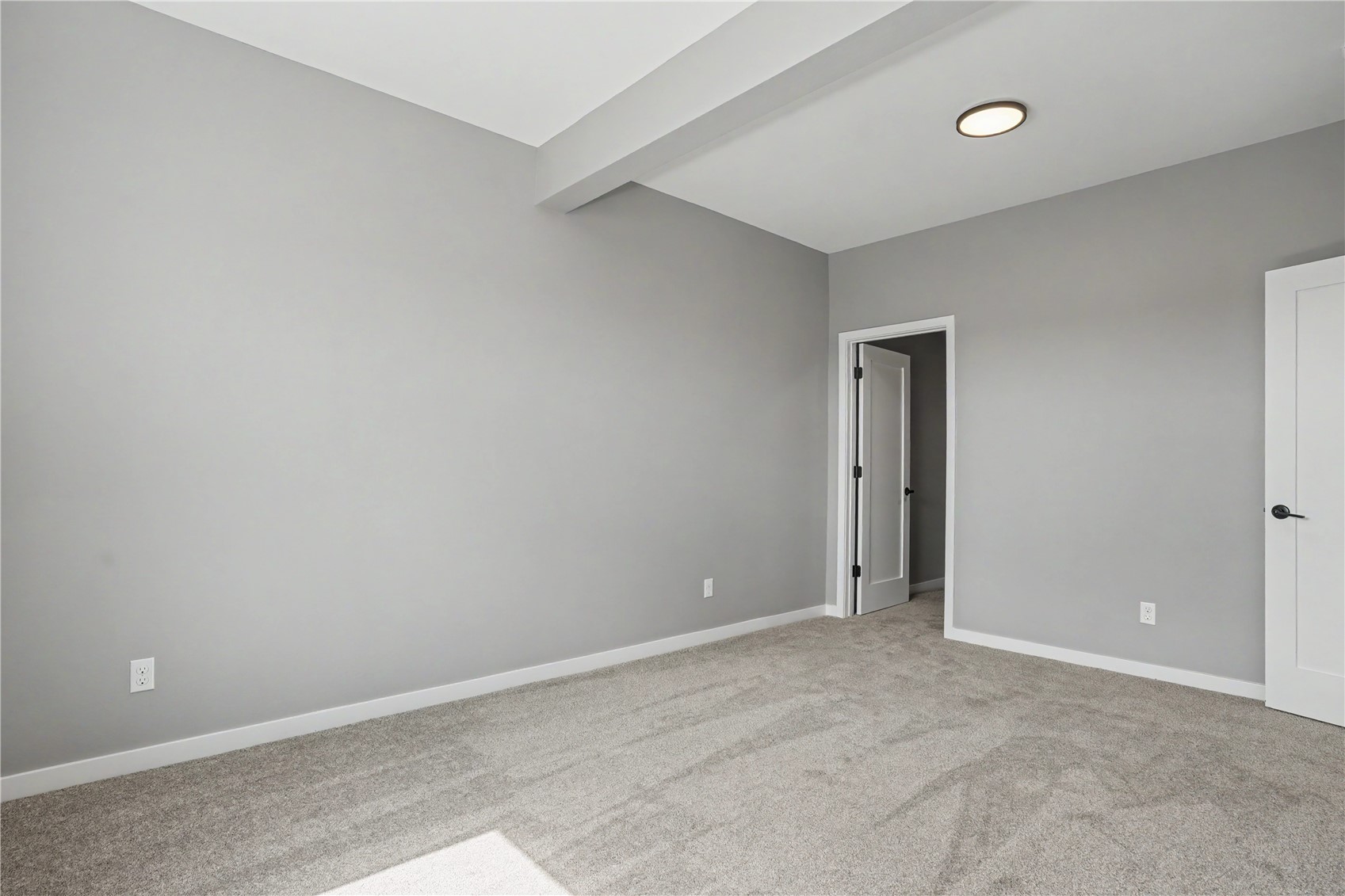 241 Howard Avenue NW Swisher IA 52338