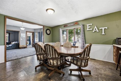 201 Sycamore Street Tipton IA 52772
