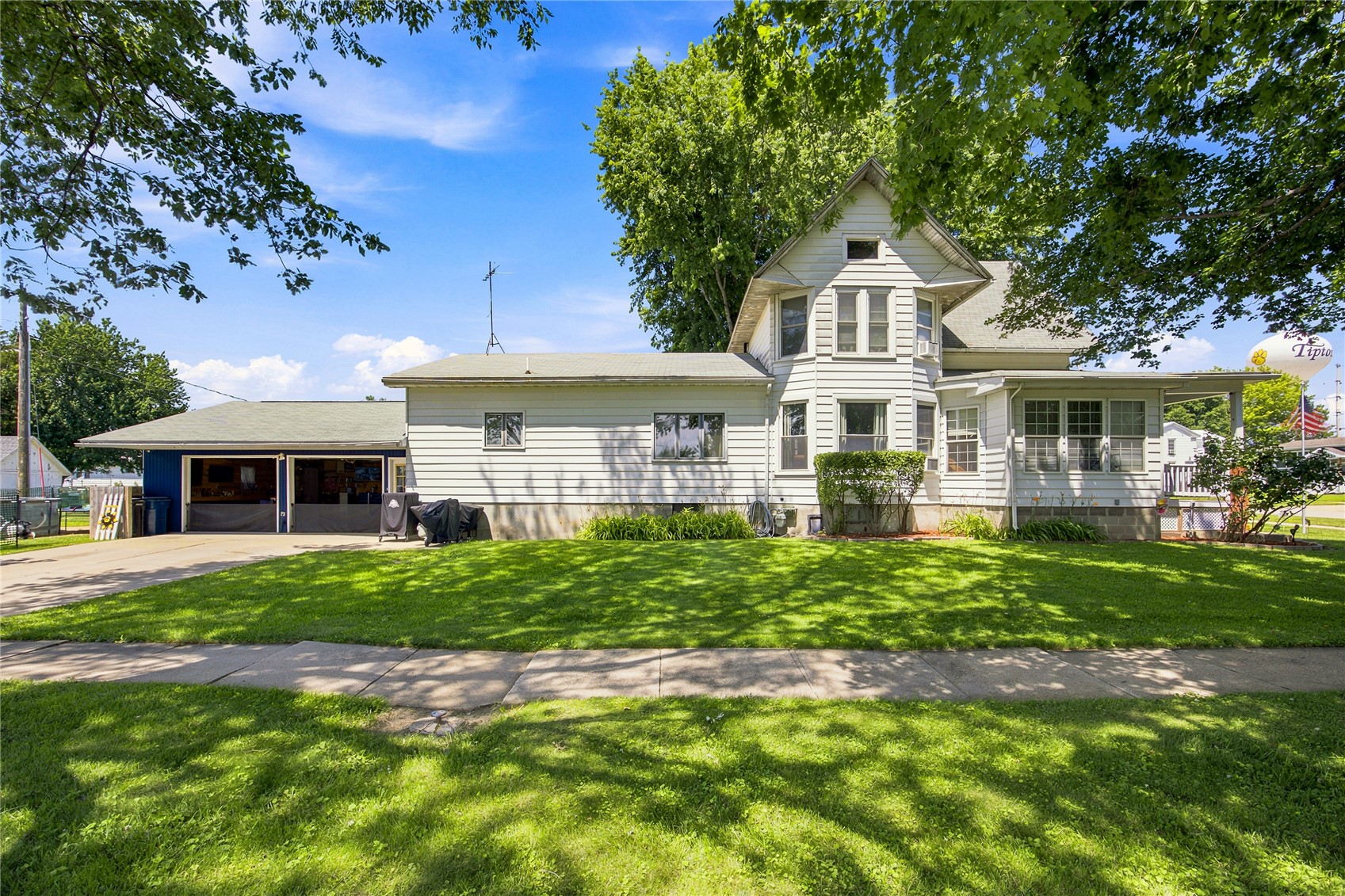 201 Sycamore Street Tipton IA 52772
