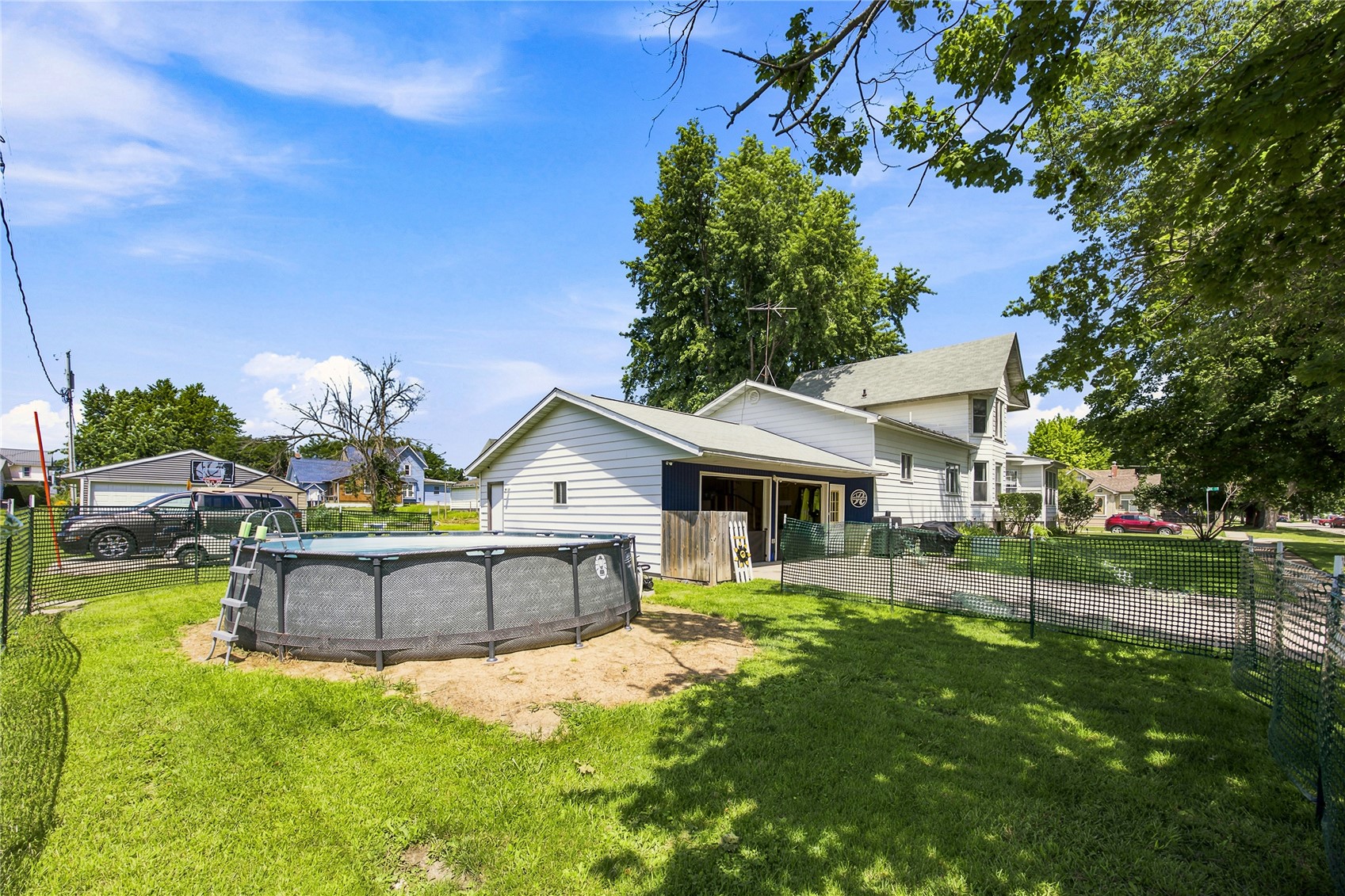 201 Sycamore Street Tipton IA 52772