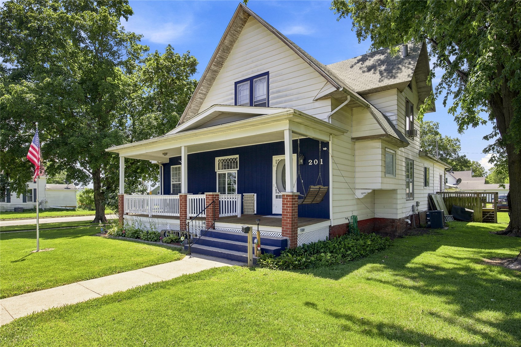 201 Sycamore Street Tipton IA 52772