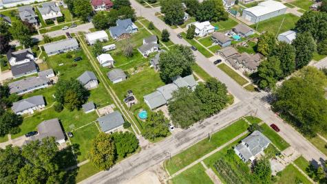 201 Sycamore Street Tipton IA 52772