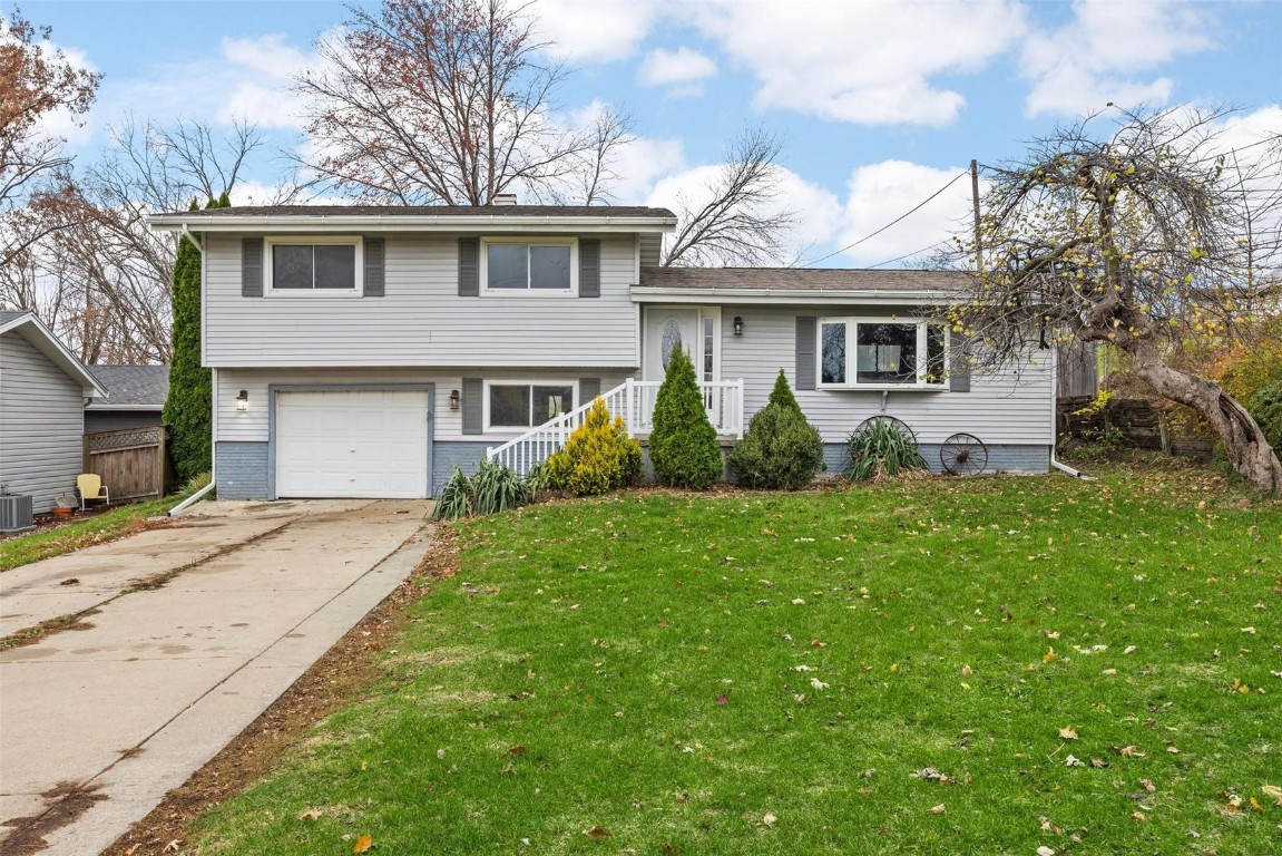 1010 19th Street NW Cedar Rapids IA 52405