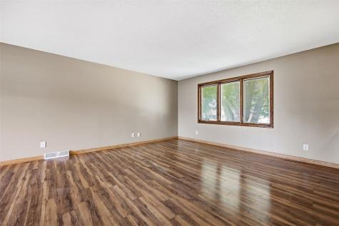 3145 25th Avenue Marion IA 52302