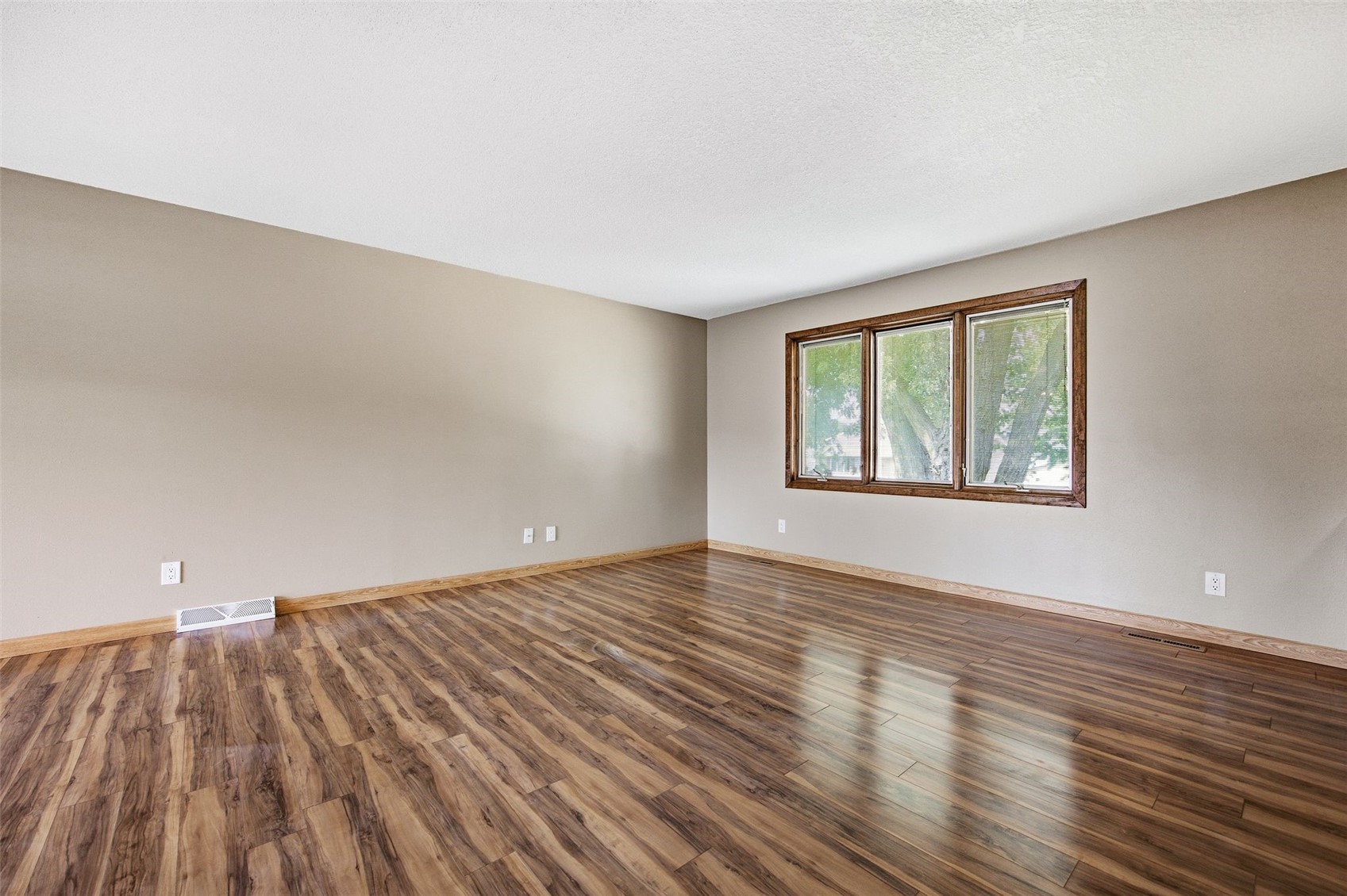 3145 25th Avenue Marion IA 52302