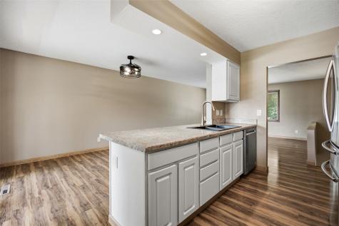 3145 25th Avenue Marion IA 52302