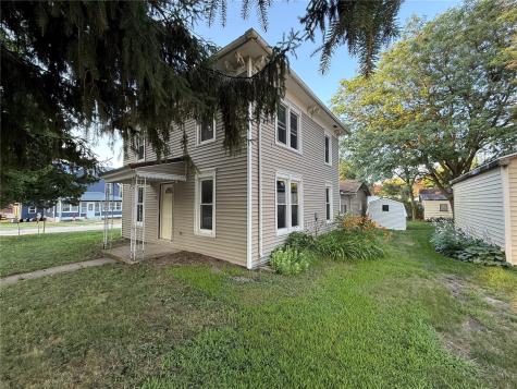 355 N 2nd Street Winthrop IA 50682