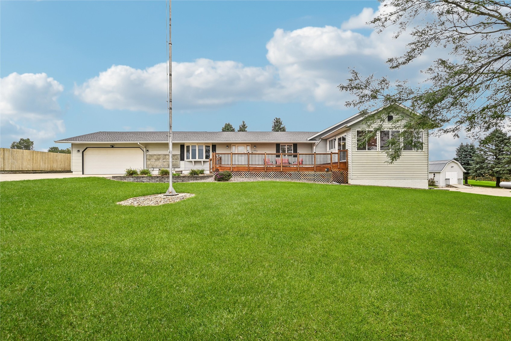 1505 Linn Delaware Road Coggon IA 52218