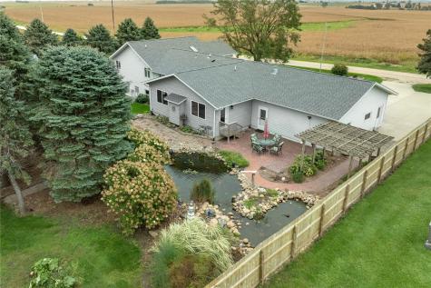 1505 Linn Delaware Road Coggon IA 52218