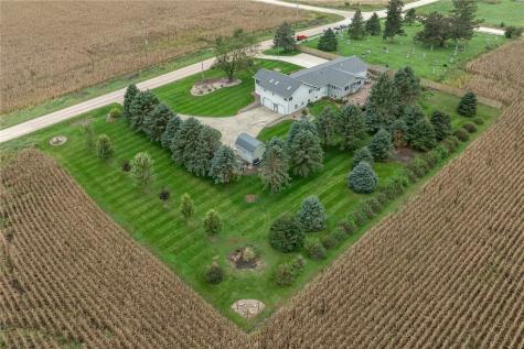 1505 Linn Delaware Road Coggon IA 52218