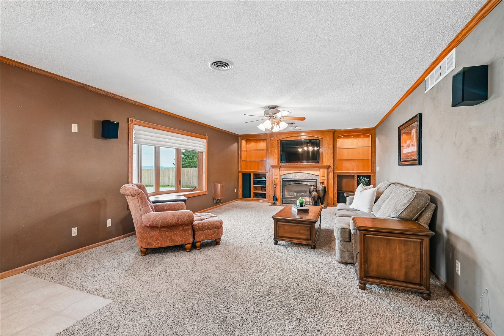 1505 Linn Delaware Road Coggon IA 52218