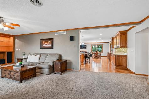 1505 Linn Delaware Road Coggon IA 52218
