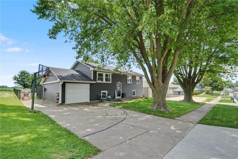 1701 Springdale Drive Clinton IA 52732