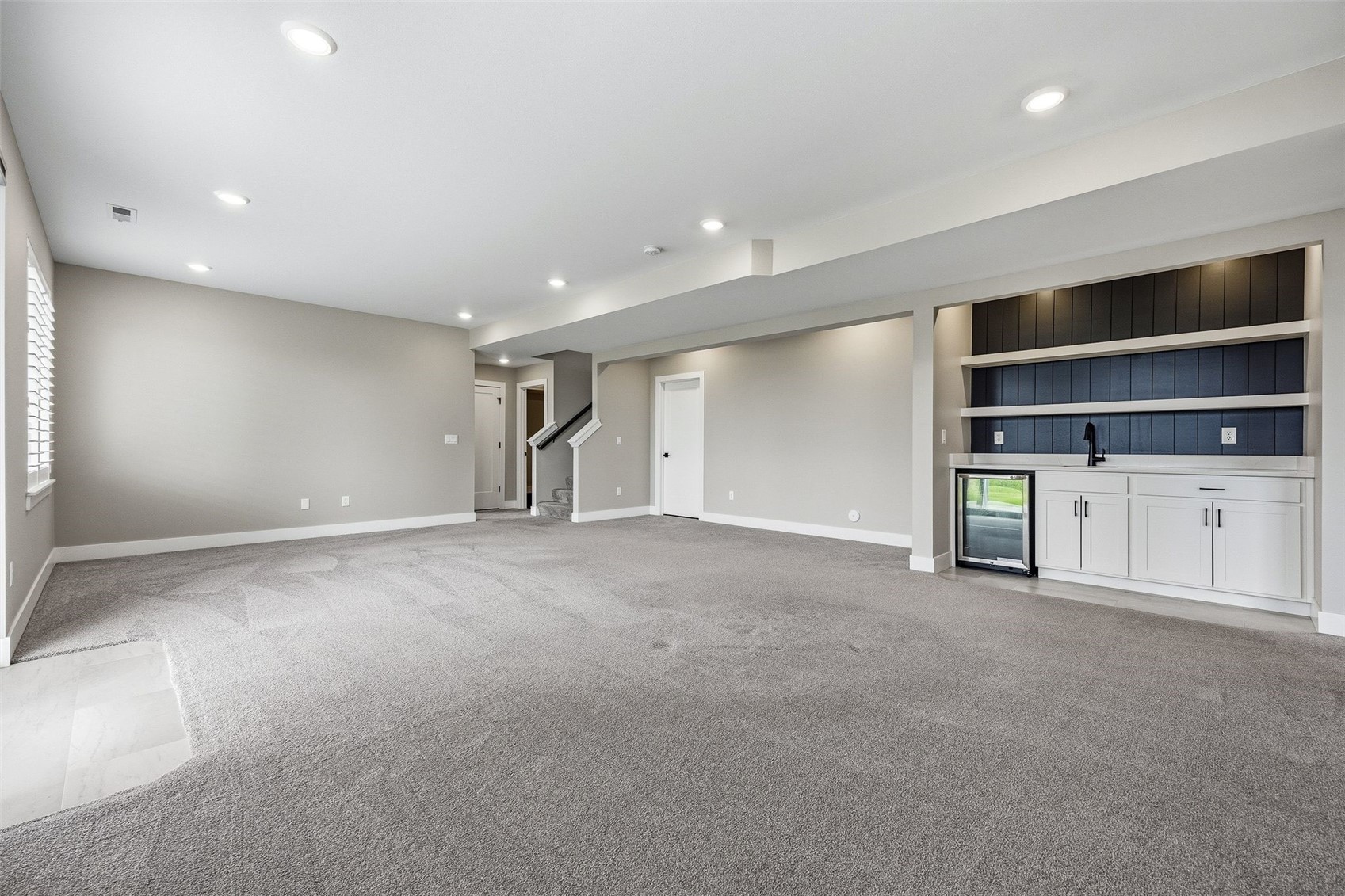 306 Dogwood Lane Tiffin IA 52340