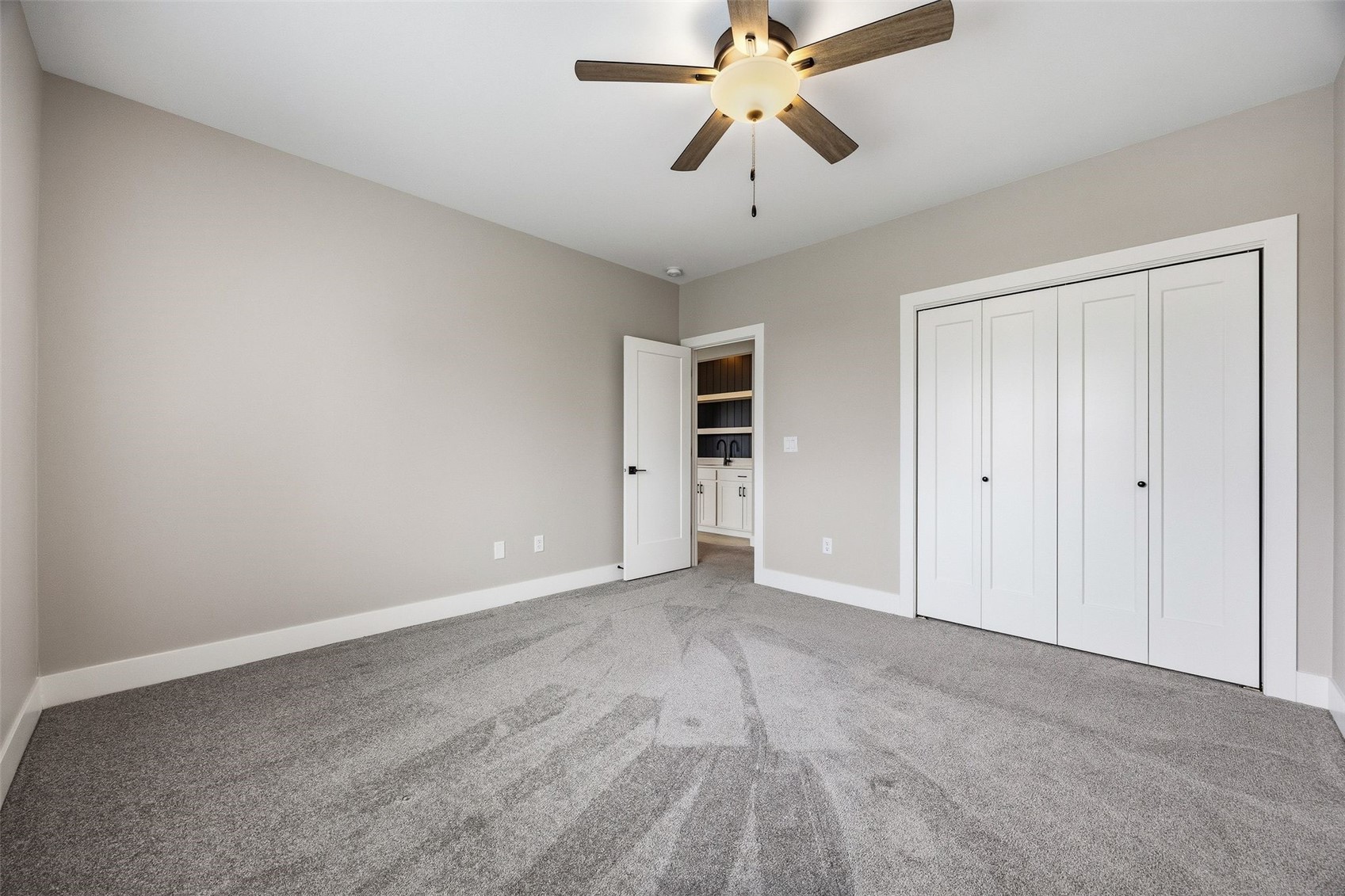 306 Dogwood Lane Tiffin IA 52340