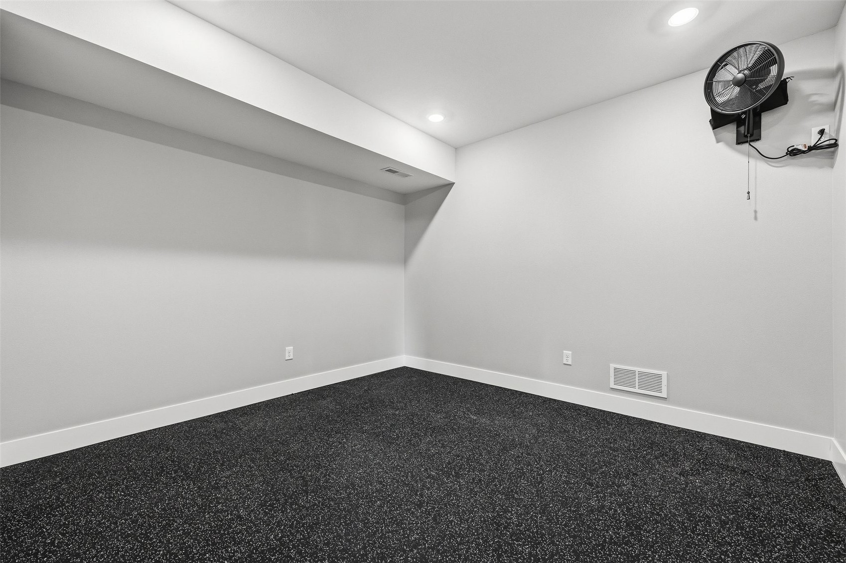 306 Dogwood Lane Tiffin IA 52340