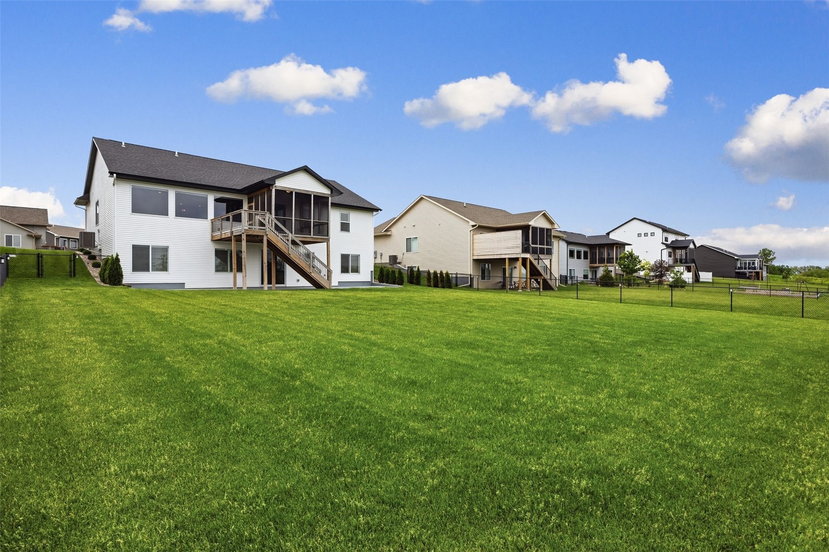 306 Dogwood Lane Tiffin IA 52340
