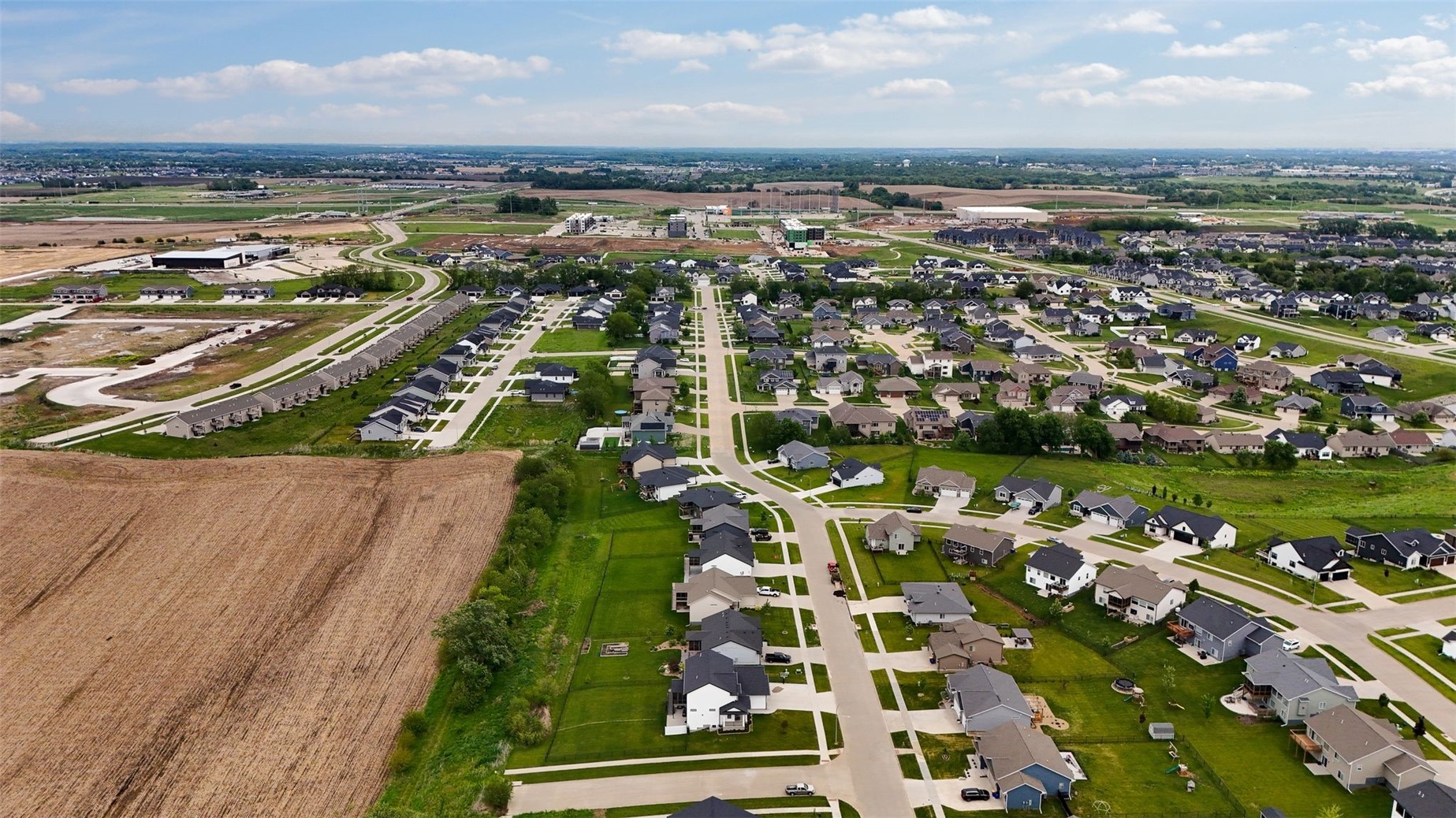 306 Dogwood Lane Tiffin IA 52340