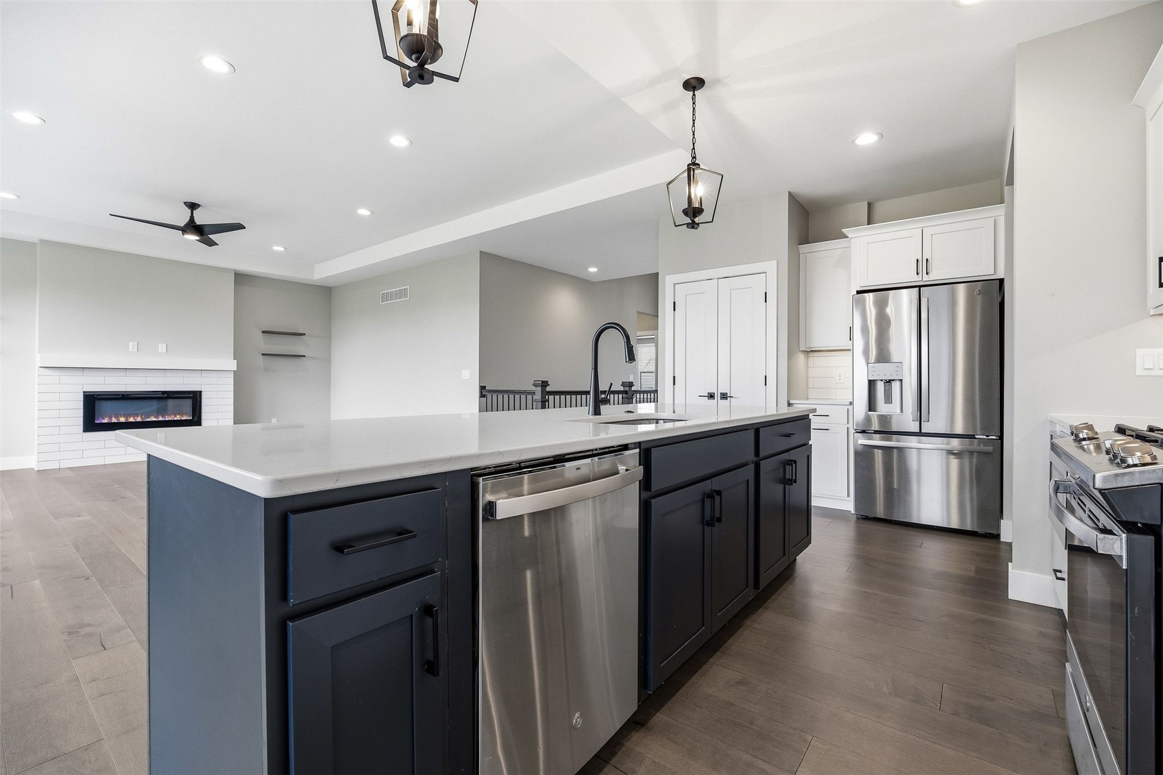 306 Dogwood Lane Tiffin IA 52340