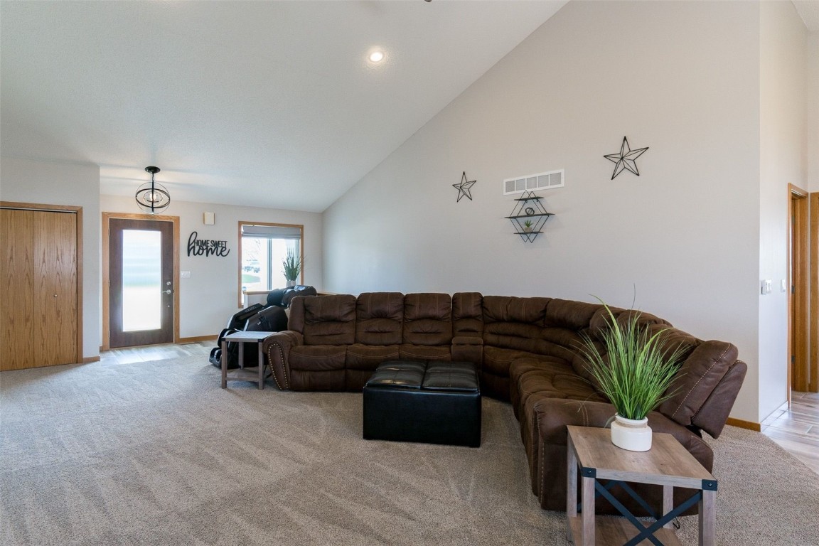 310 34th Avenue Marion IA 52302