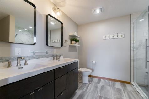 310 34th Avenue Marion IA 52302