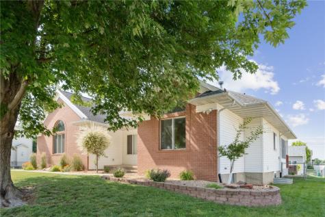 310 34th Avenue Marion IA 52302