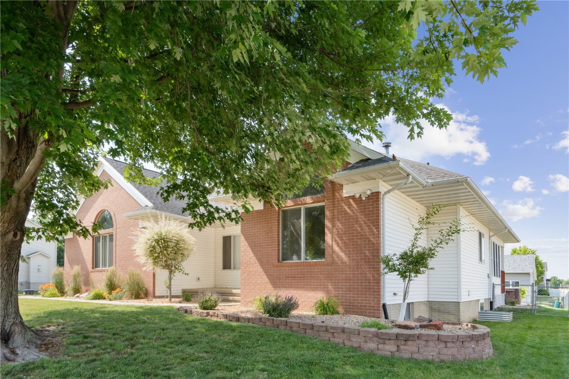 310 34th Avenue Marion IA 52302