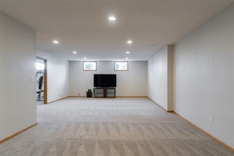310 34th Avenue Marion IA 52302