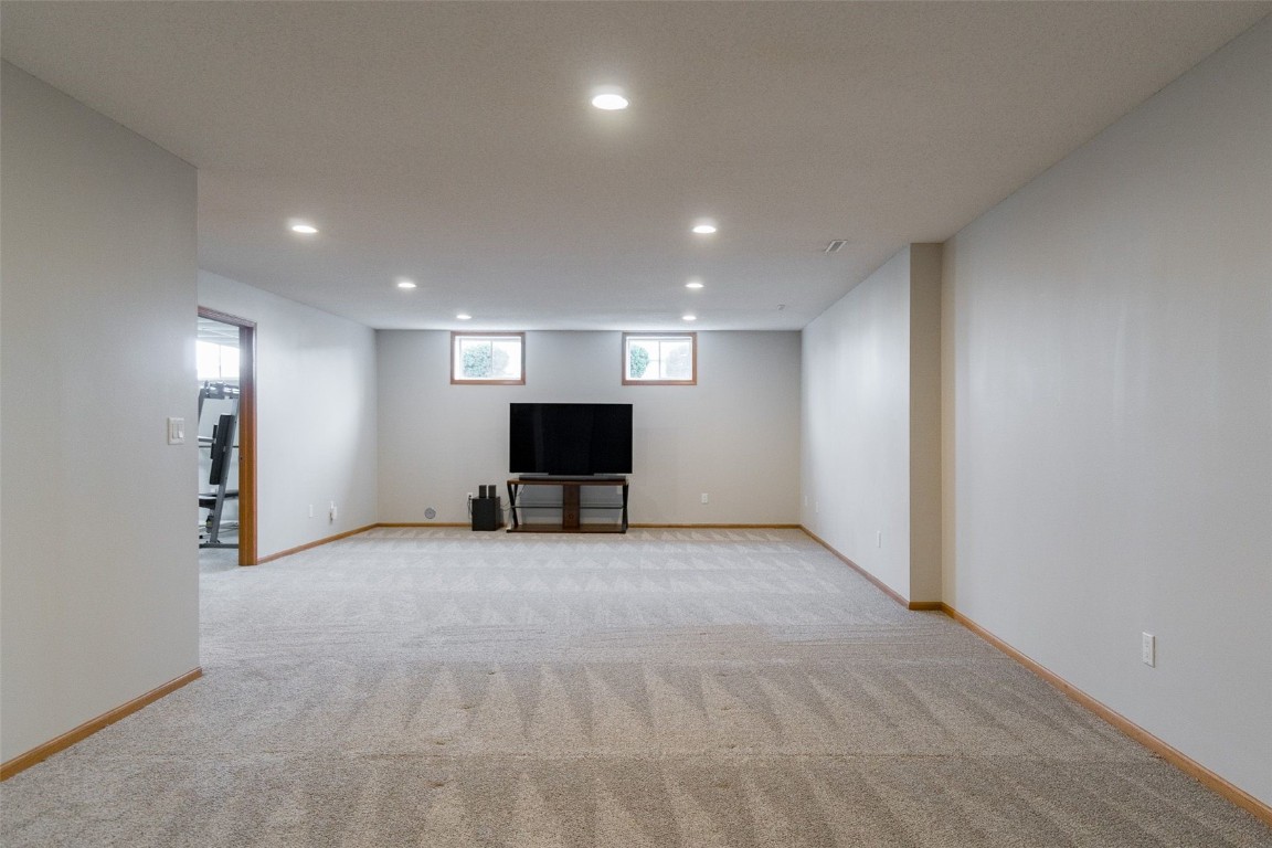 310 34th Avenue Marion IA 52302